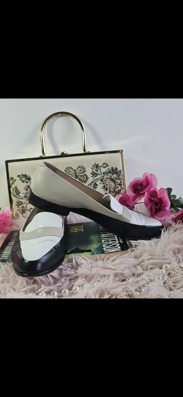Vintage Classic Joan David Women's Flat Leather Shoes Size 8.5 Made In Italy